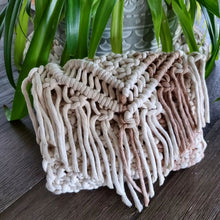 Load image into Gallery viewer, Arlene's Clutch