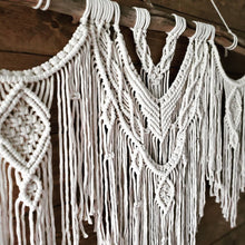 Load image into Gallery viewer, The Tori