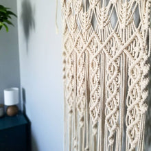 Load image into Gallery viewer, Waterfall of Knots