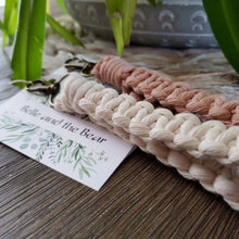 Load image into Gallery viewer, Wristlet Keychain