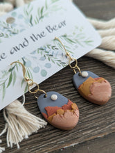 Load image into Gallery viewer, Ali
